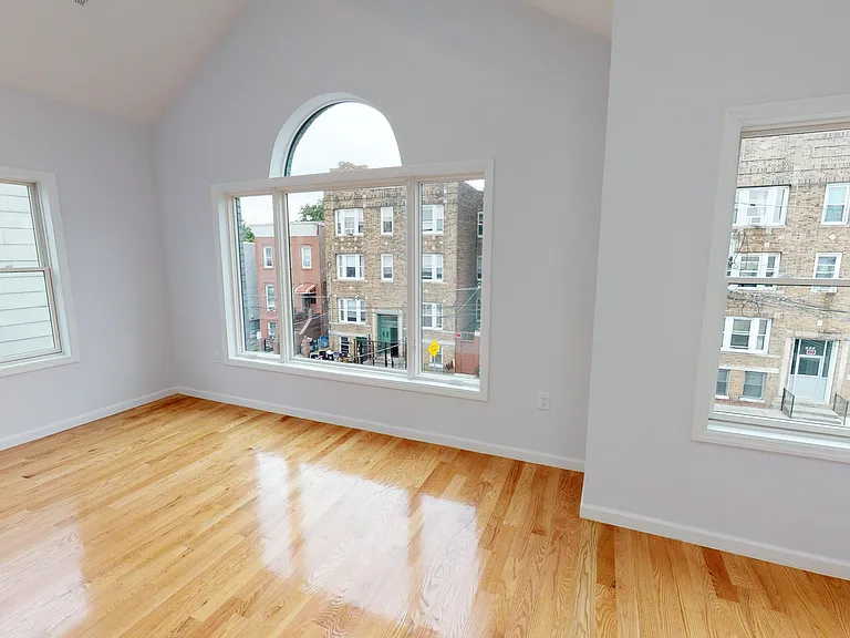 336 Forrest St #2 — Photo 32