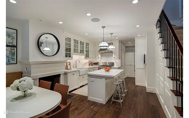 Sold by Douglas Elliman | media 3