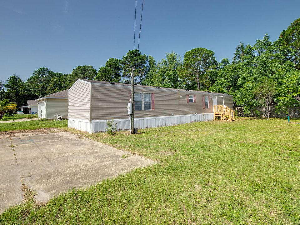 1st image of 5 Macy Ln