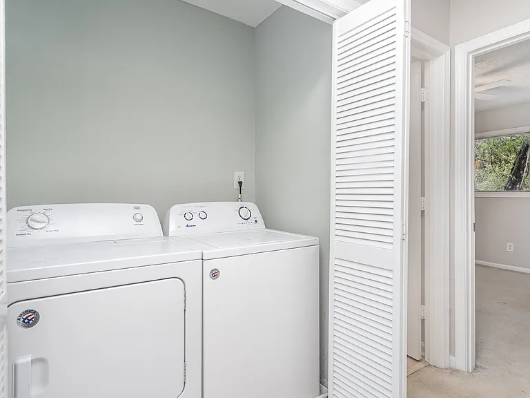8005 Horse Chestnut Ln — Photo 22