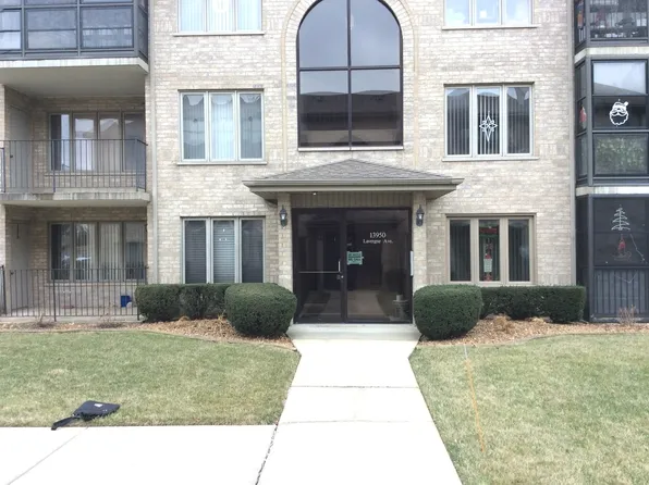 13950 Lavergne Ave #904, Crestwood, IL 60418