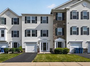 44 Tuxford Ln #44, Coatesville, PA 19320