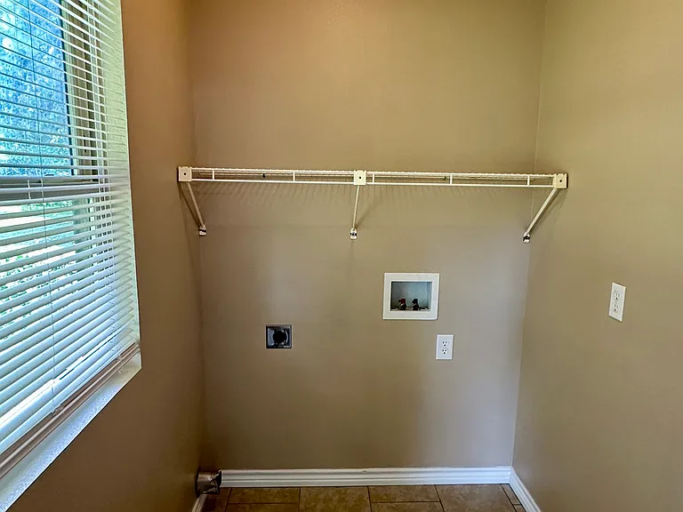 5617 Watters Pl — Photo 9