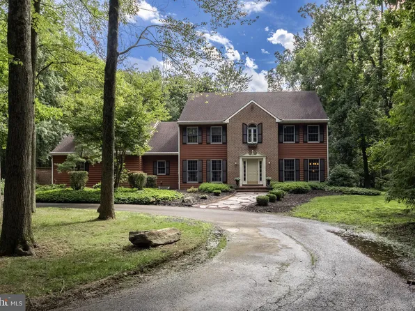 634 Elephant Rd, Perkasie, PA 18944