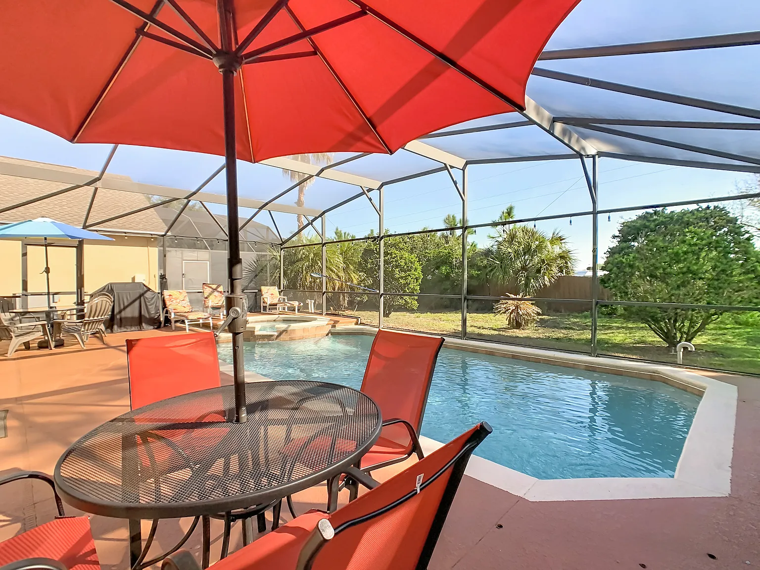 1 bed, 2200 sqft, $1,100 — Photo 1
