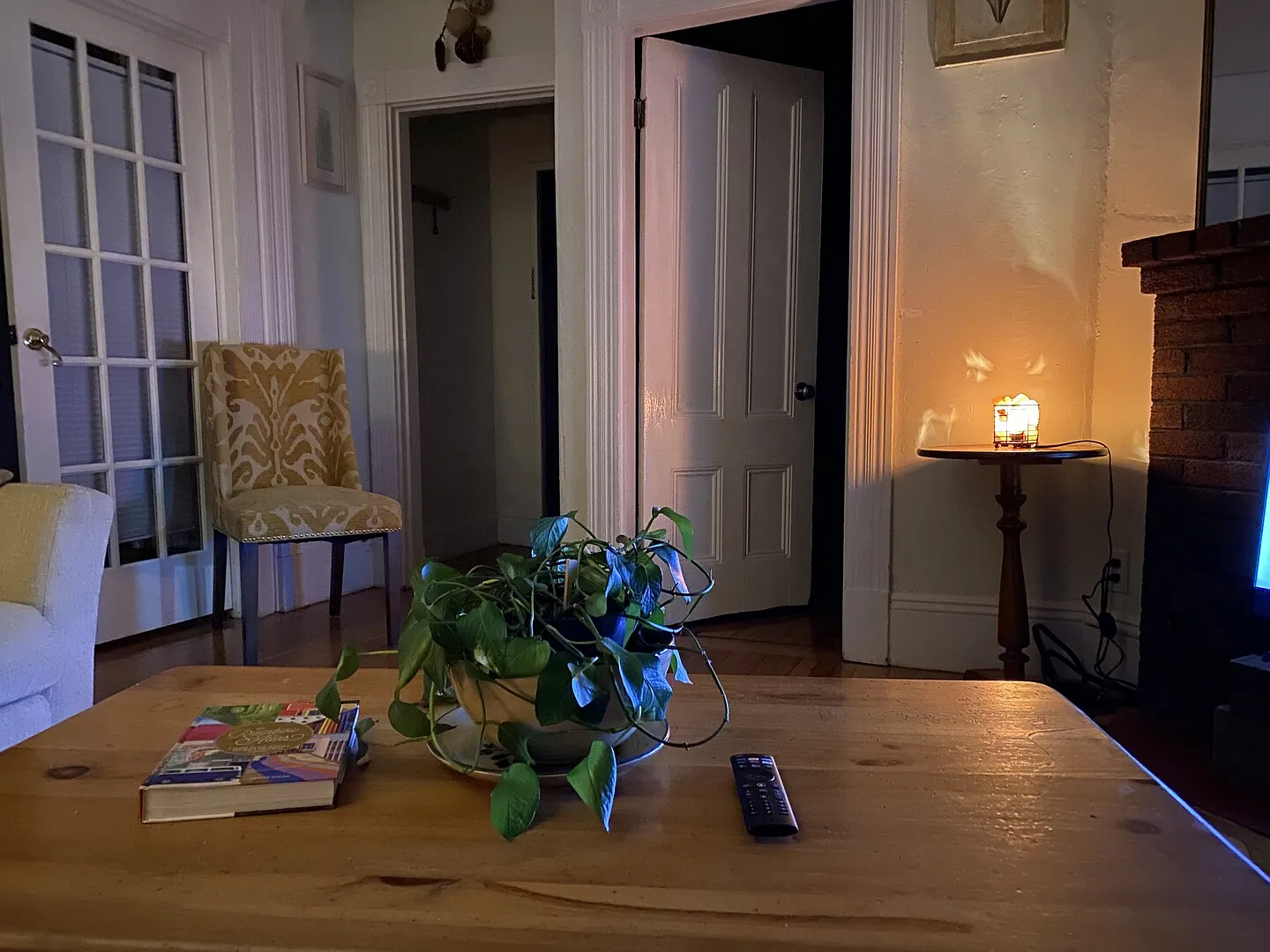 Beautiful furnished 3 bedroom apartment up to 5 adults West End Malden — Photo 2