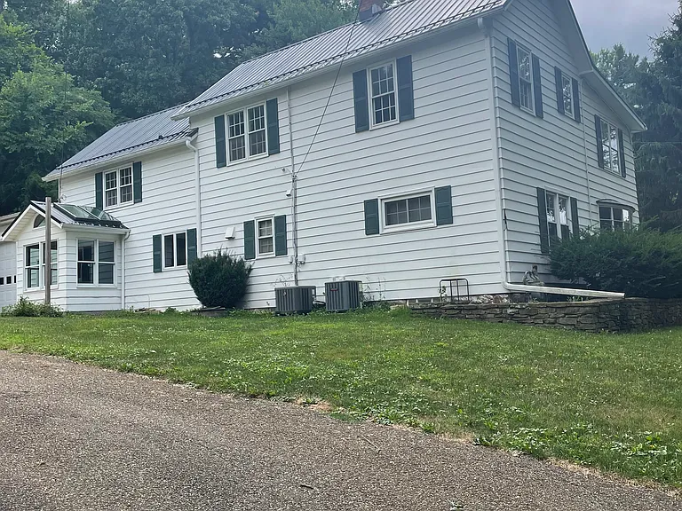 6137 Columbia Rd NW — Photo 14