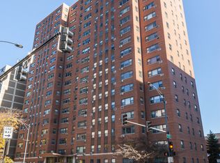 2909 N Sheridan Rd APT 701, Chicago, IL 60657