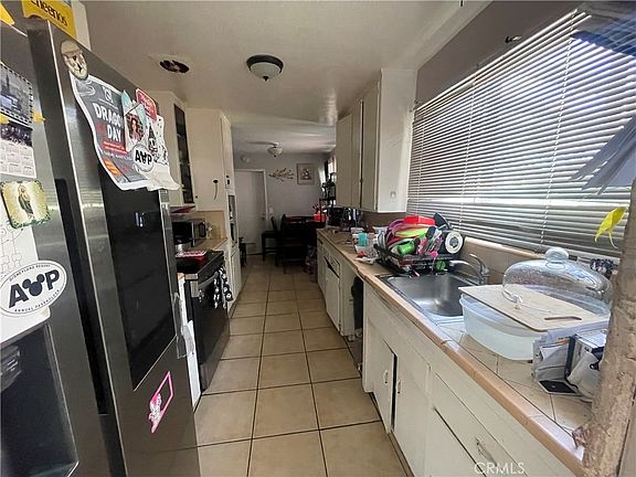 4th image of 10302 Katella Ave