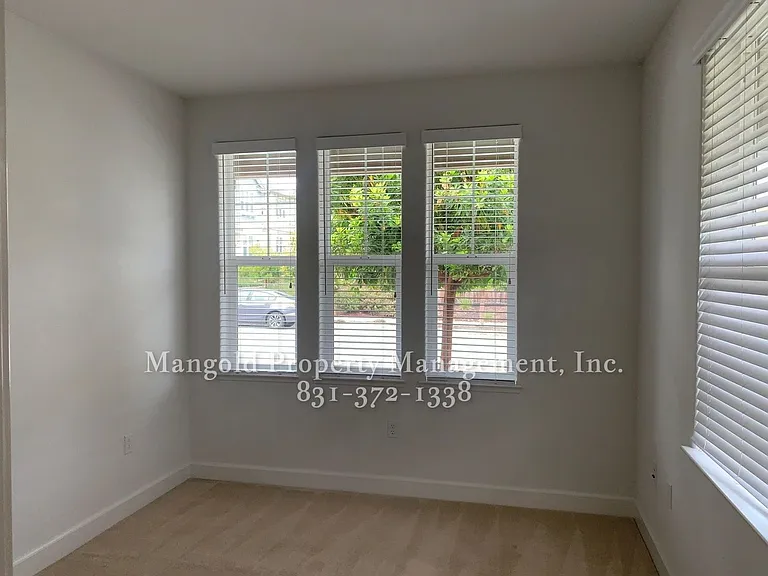 2726 Bungalow Dr — Photo 10