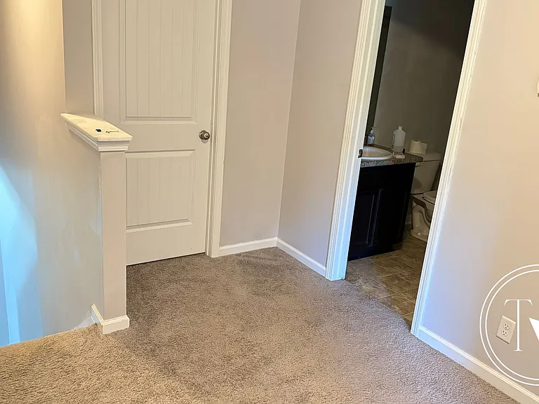 465 Huntington Dr NE — Photo 13