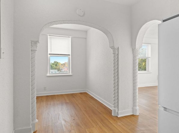 26 E 14th St #407