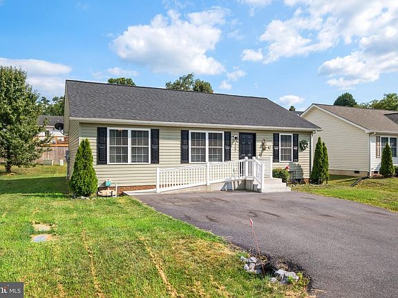 2nd image of 2397 Brentwood Dr