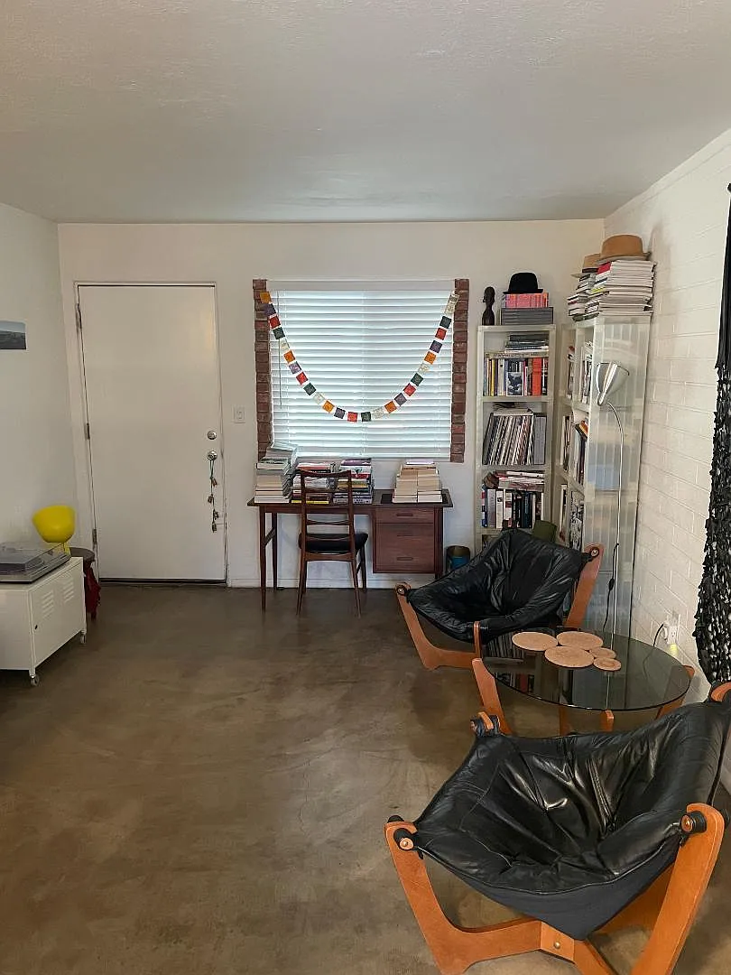 2205 S Granada Dr - #8 — Photo 3