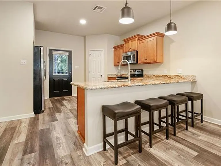 516 Erlanger Ave — Photo 5