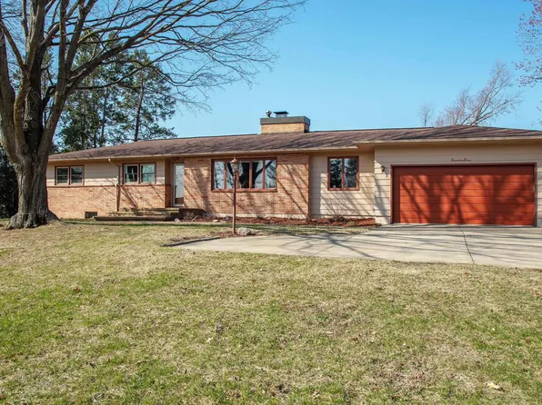 1711 2nd Ave NW, Waverly, IA 50677