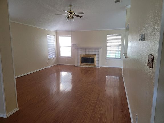 4th image of 2738 Dukeswood Dr