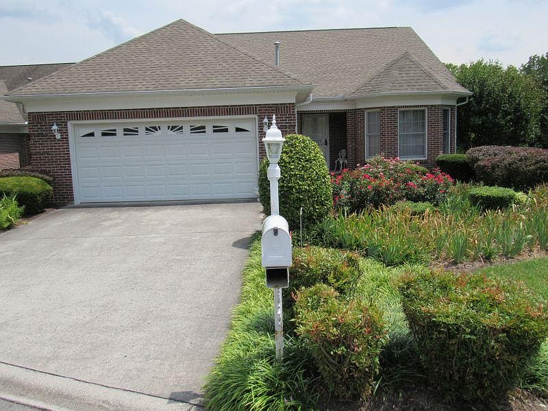 1st image of 4904 Endecott Way