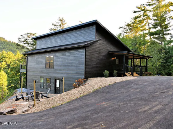 2630 Waldens Creek Rd, Sevierville, TN 37862