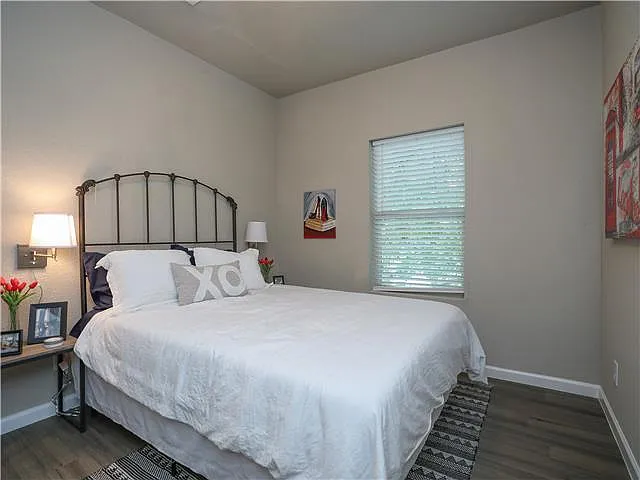 2nd Bedroom