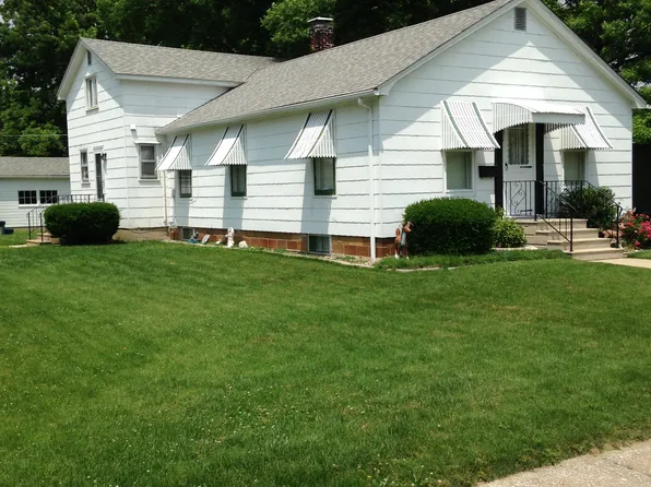 221 W Missouri St, Trenton, IL 62293