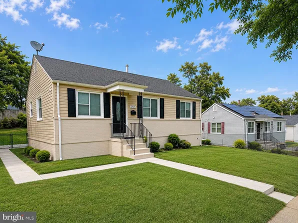 5405 Morton Pl, Riverdale, MD 20737