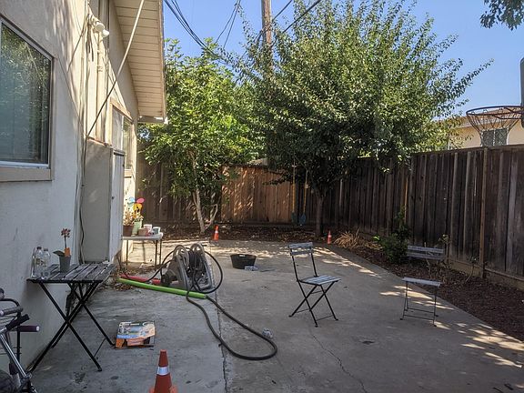 2nd image of 1028 Princess Anne Dr