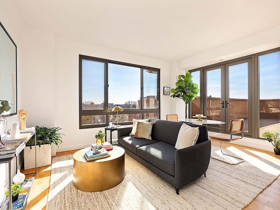 1st image of 500 4th Ave APT 5P