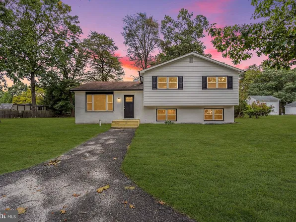 408 New Rd, Southampton, NJ 08088