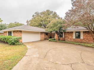 917 Bucknell Dr, Arlington, TX 76012