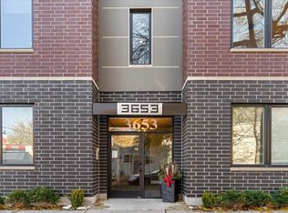 3653 W Barry Ave #2W, Chicago, IL 60618