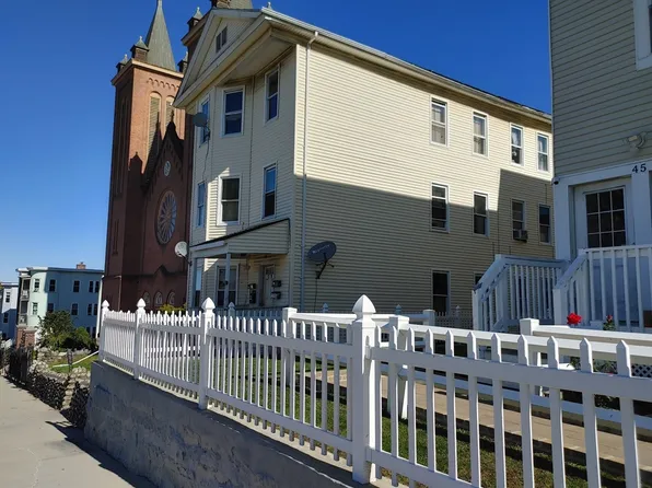 43 Providence St, Worcester, MA 01604