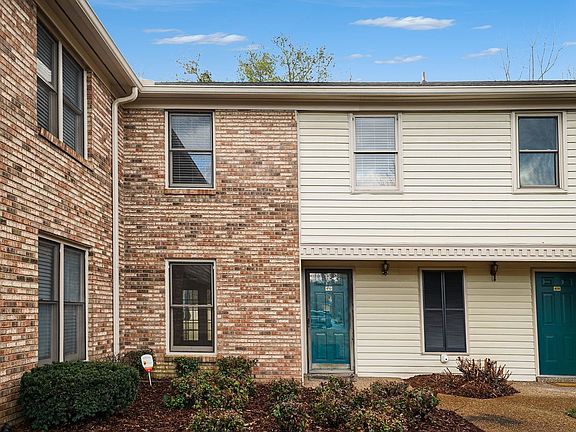 3rd image of 419 Westfield Dr