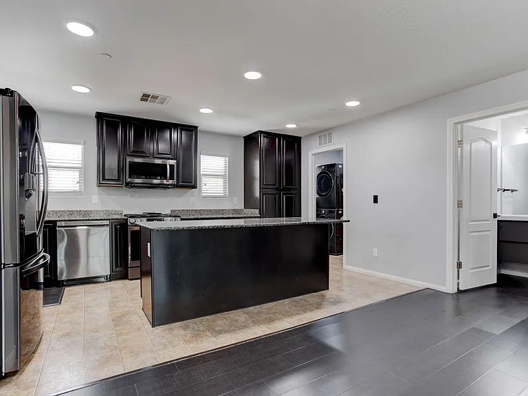 7724 Vibrant Thread Ct — Photo 8