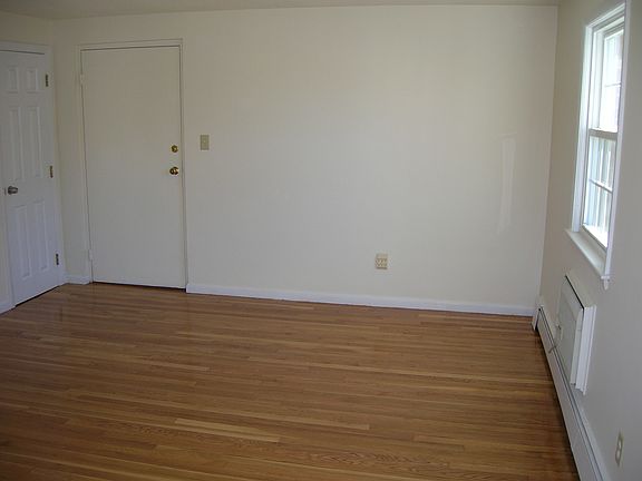 4th image of 100 Lynde St #3-A