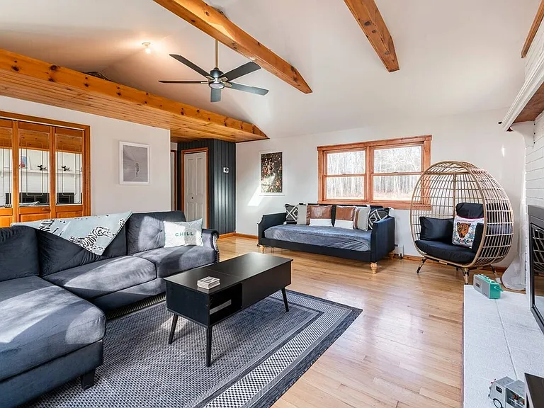 131 Ackert Hook Rd — Photo 2