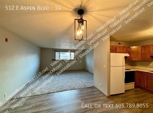 512 E Aspen Blvd #14, Brandon, SD 57005