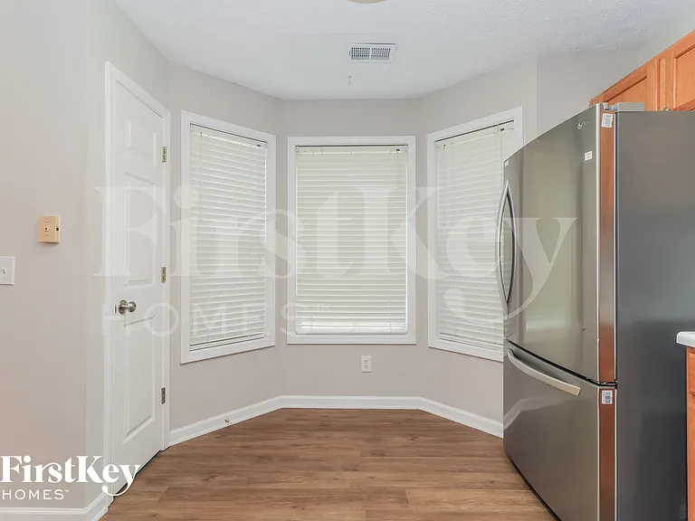 347 Weatherstone Pl — Photo 8