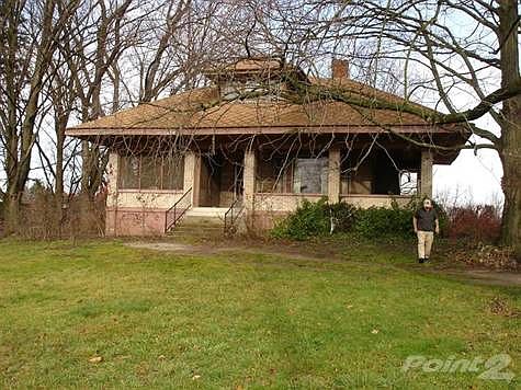 2nd image of 3787 Naomi Rd