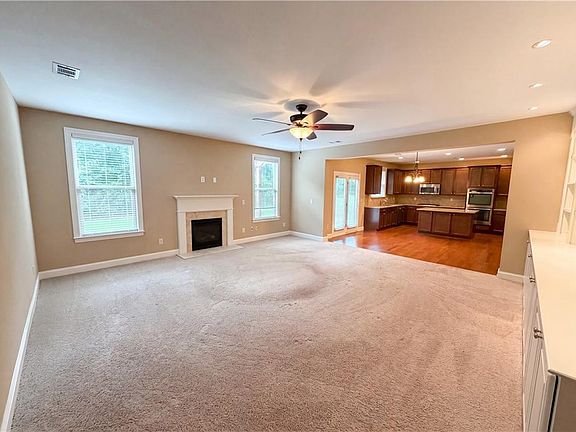 3rd image of 6565 Bentley Ridge Dr