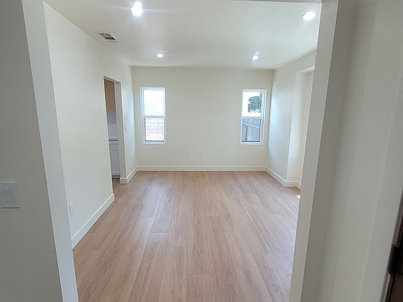 4th image of 566 W H St