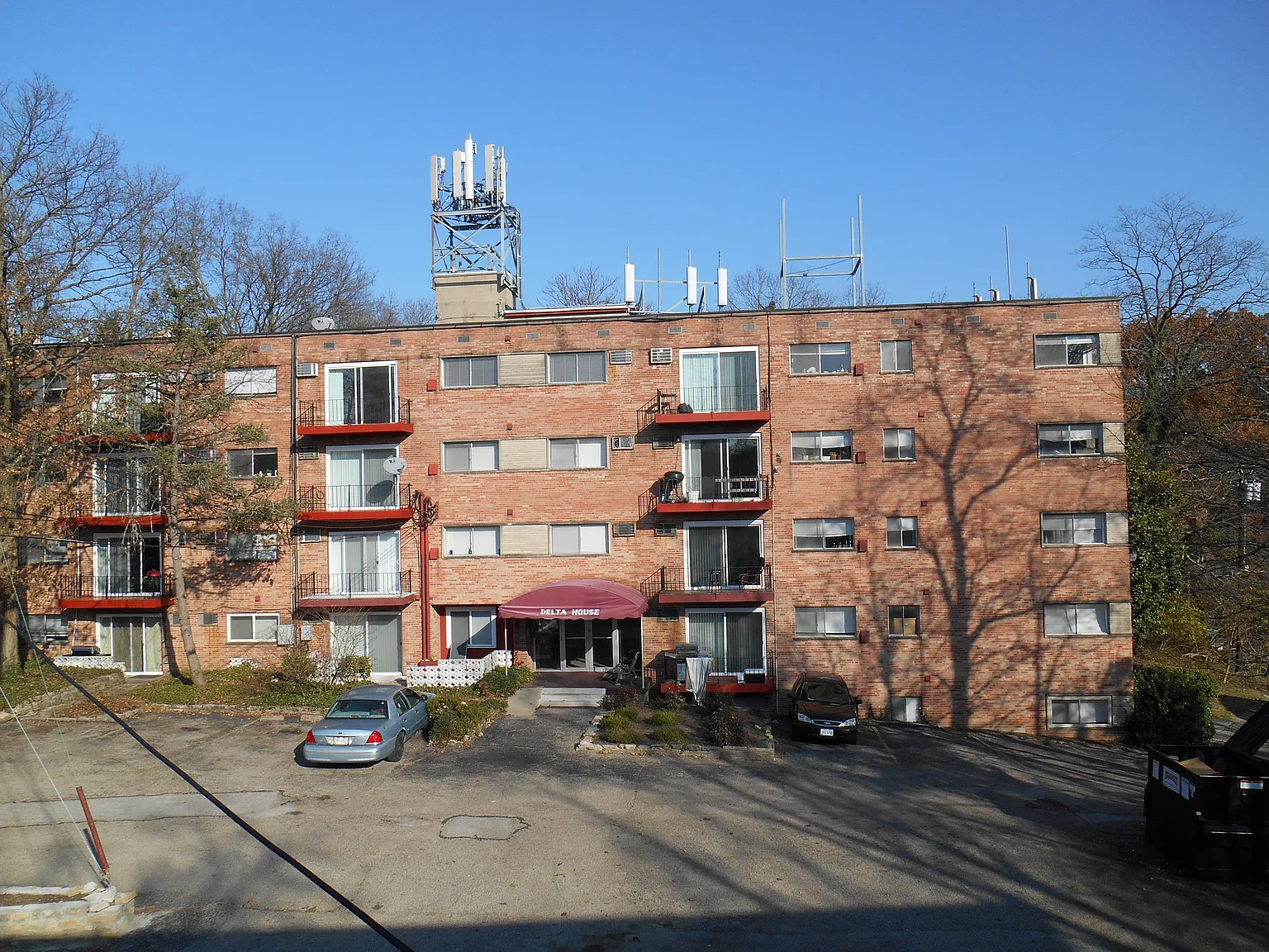 Stein Apartments — Photo 4