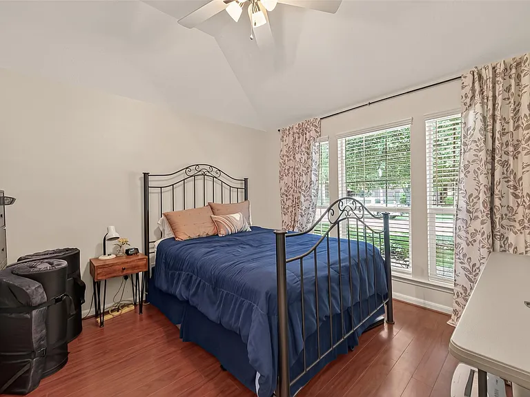 11518 Columbia Pines Ln — Photo 29