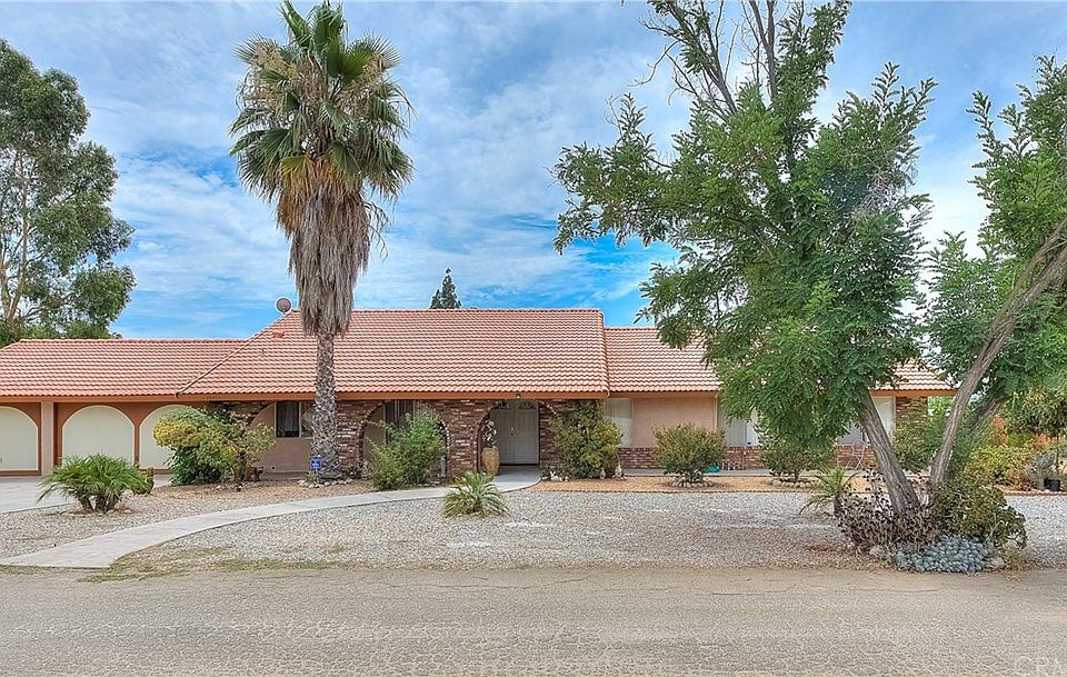 1st image of 24453 Willis Ln
