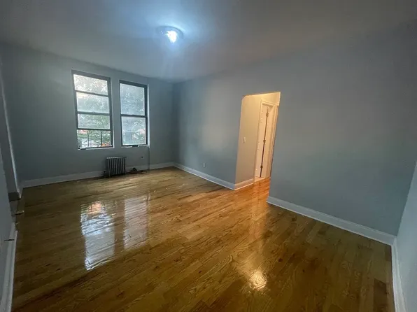522 Ocean Avenue image 1 of 6