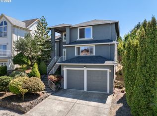 10938 SE Knapp St, Portland, OR 97266