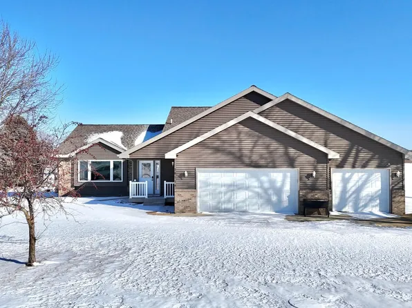 39534 Primrose Ct, Sauk Centre, MN 56378