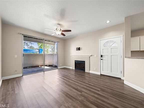 5th image of 12042 Sylvan Riv Unit 4