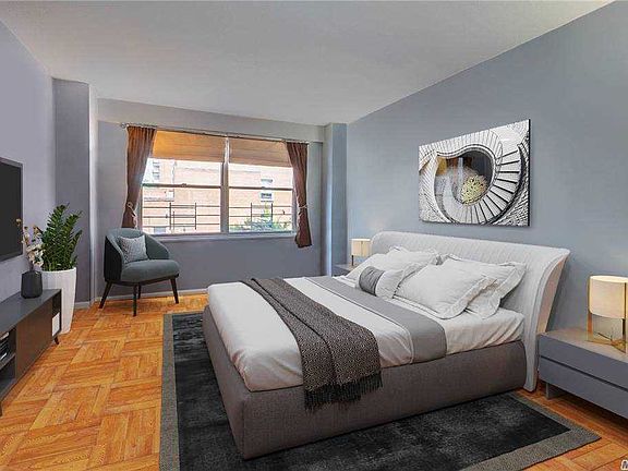 2nd image of 7031 108th St Fl 2