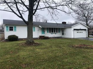 7 Vince Dr, Rochester, NY 14606